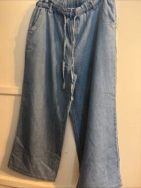 Relaxed Fit Light Blue Women’s Jeans